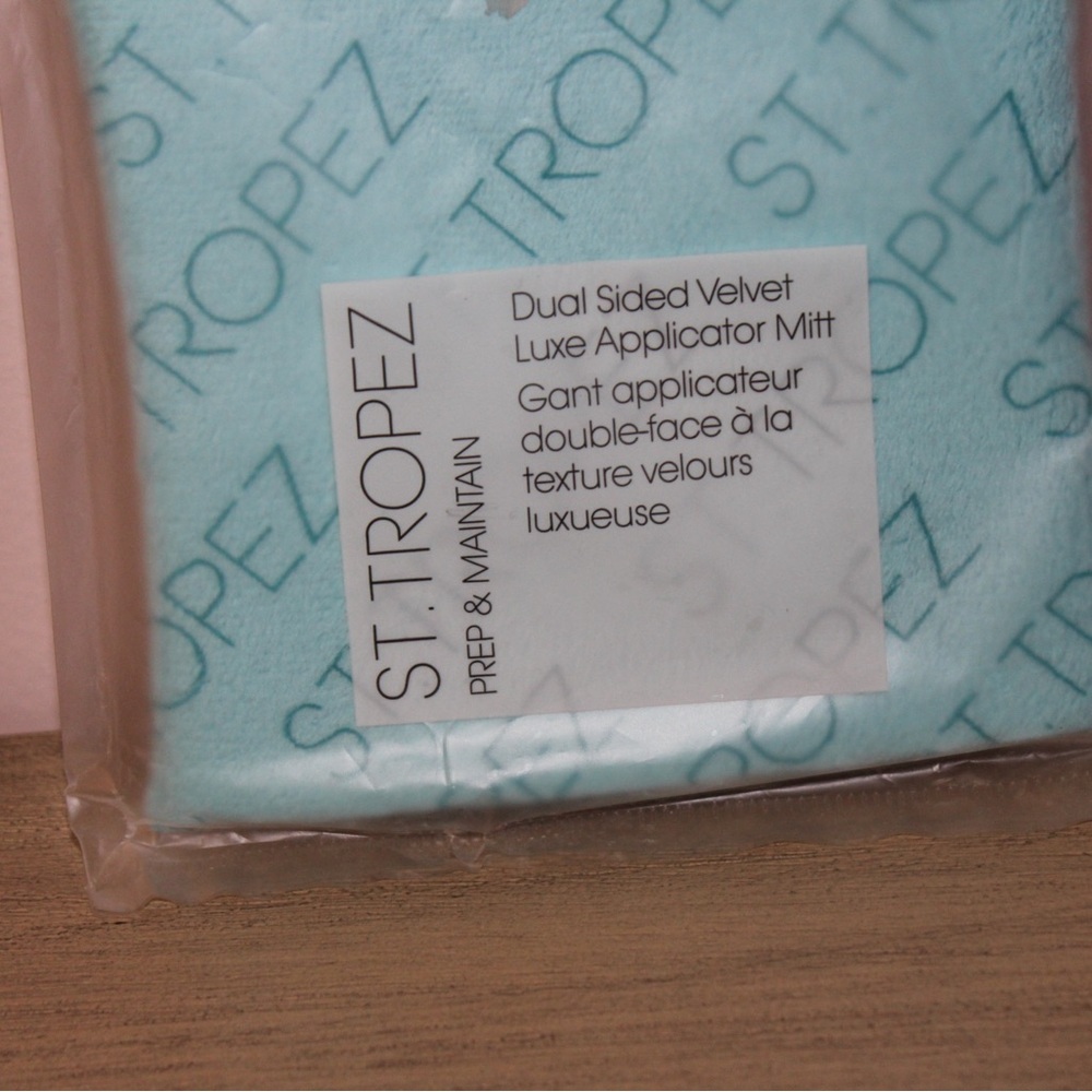 St.Tropez Double-Sided Luxe Velvet Applicator Mitt Brand New Tanning Self Tanner - Picture 4 of 7